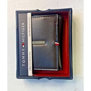TOMMY HILFIGER 110022 Genuine Trifold Leather Wallet Valet RFID Protection BROWN